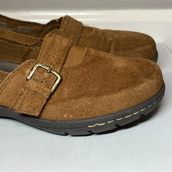 Croft & Barrow Leather Slip On Shoes Womens Size 9 Buckle Loafers Brown Suede - Picture 3 of 16